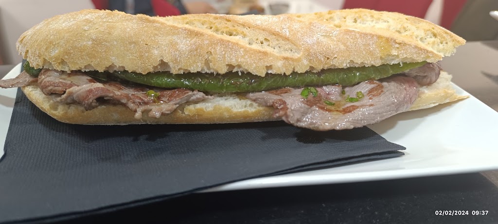 Cafe bar Loygorri — Comida y bebida