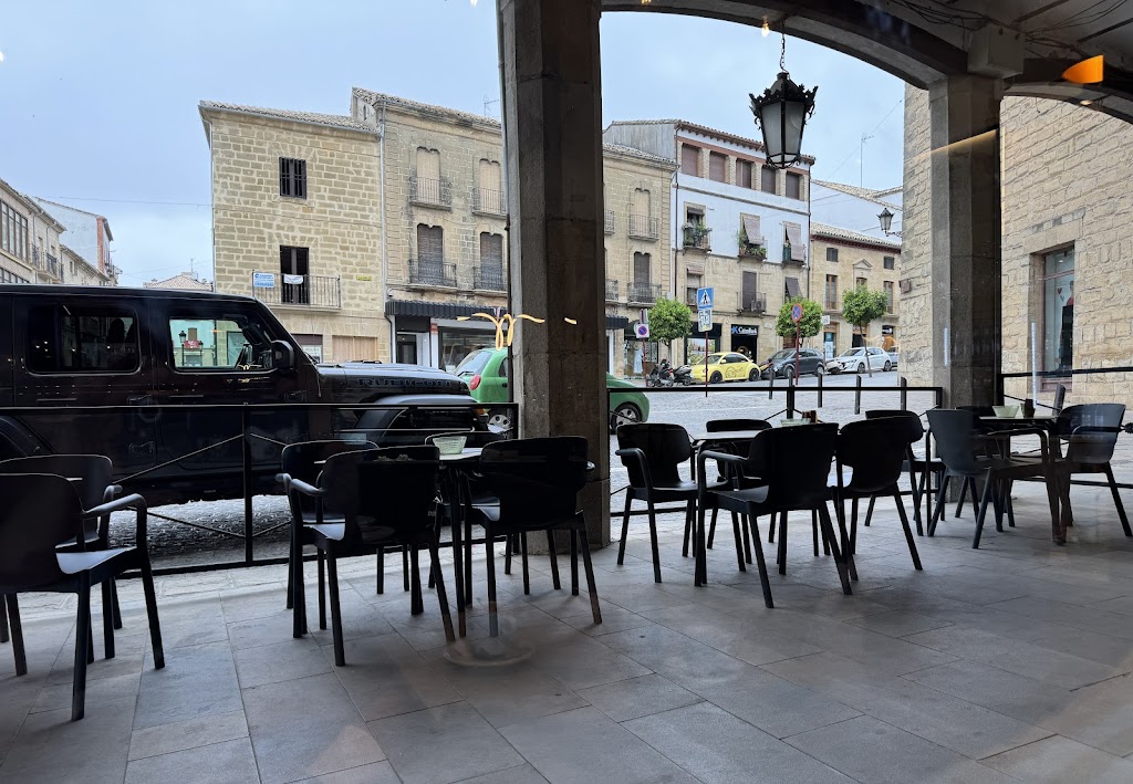 La Biblioteca 96 Cafeteria