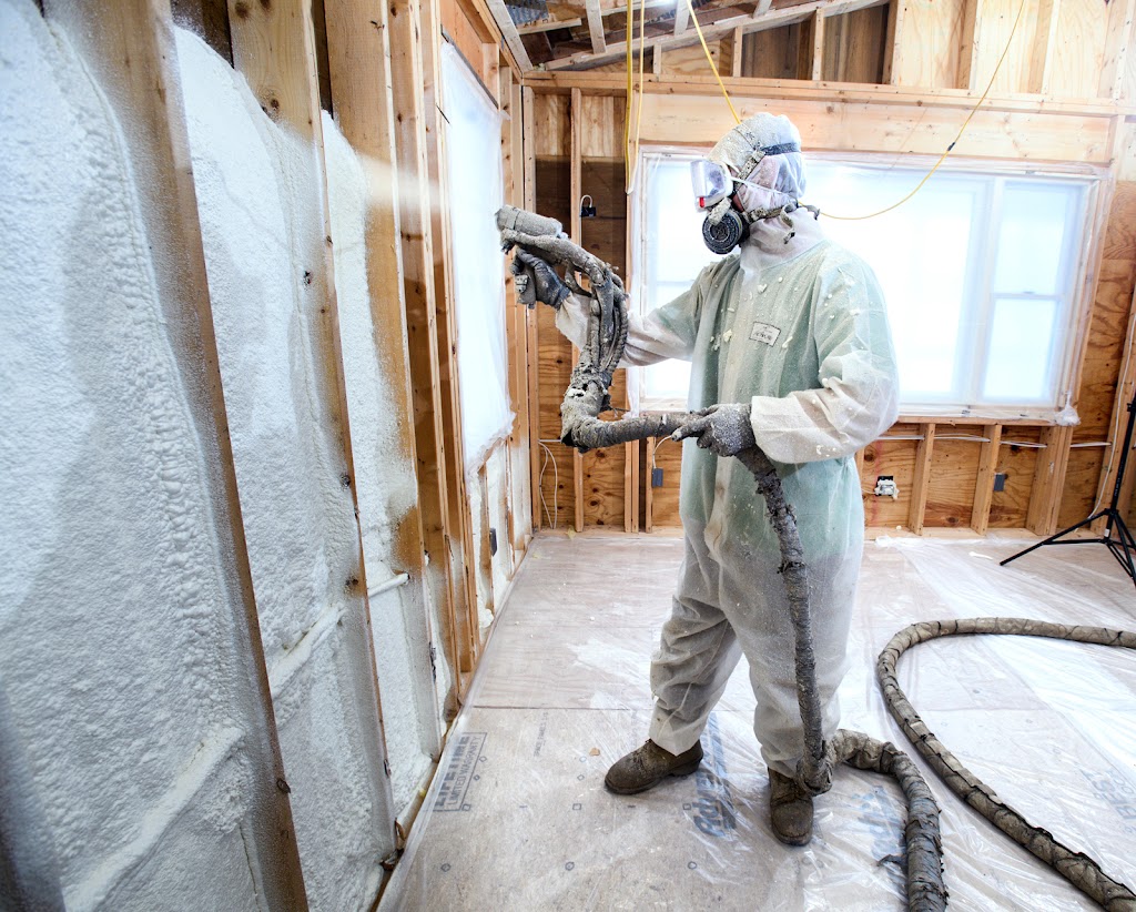 Insulation contractor in Albany
