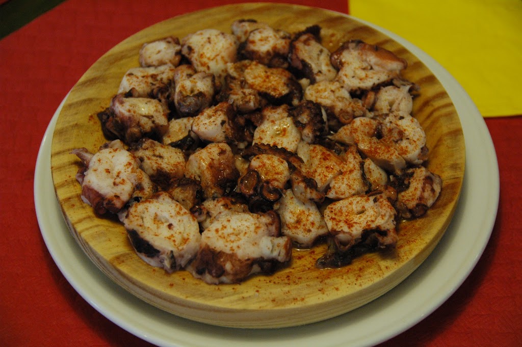 Pizzeria La Paz — Comida y bebida
