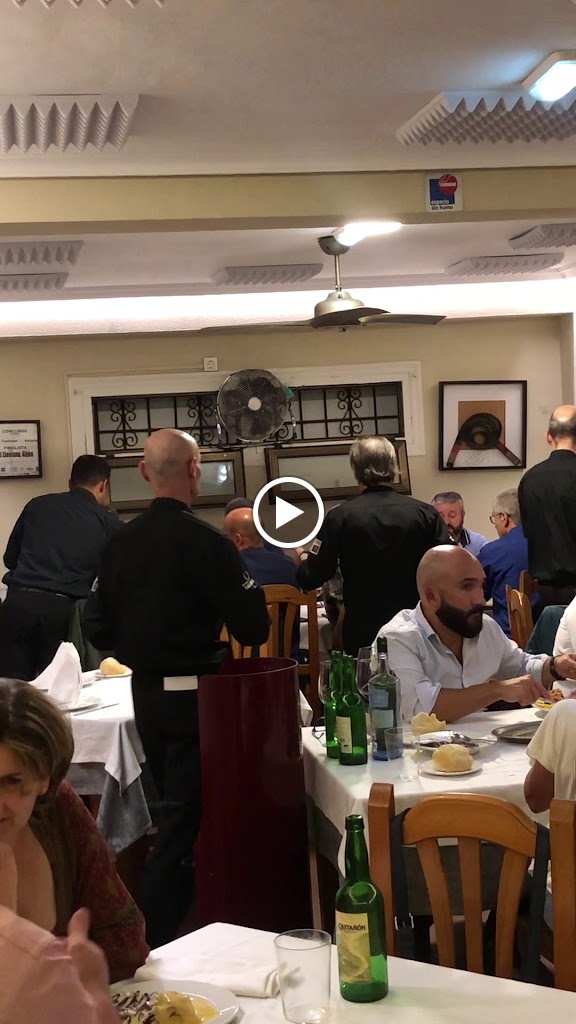 Restaurante Sidreria El Llavianu — Ambiente