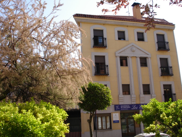 RESIDENCIA DE MAYORES LOS ENLACES