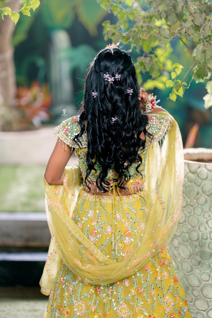 Kavya Beauty Parlour