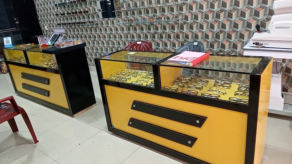 Nayan Opticals Watch Repairing Center