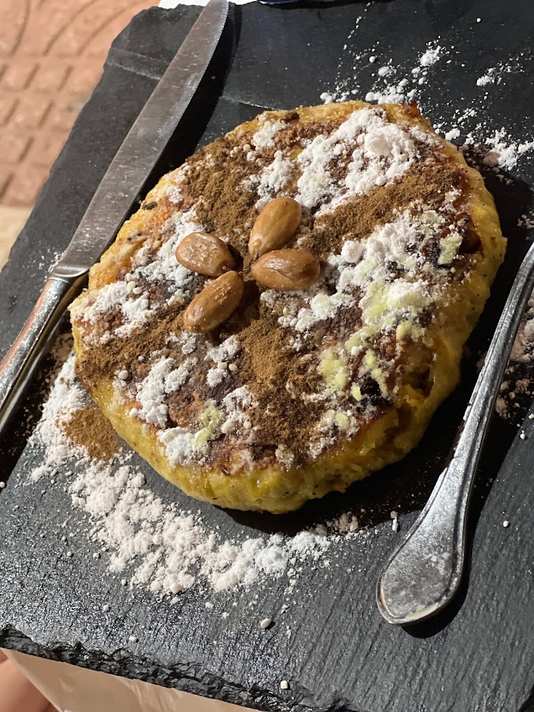 Restaurante Sultana — Comida y bebida