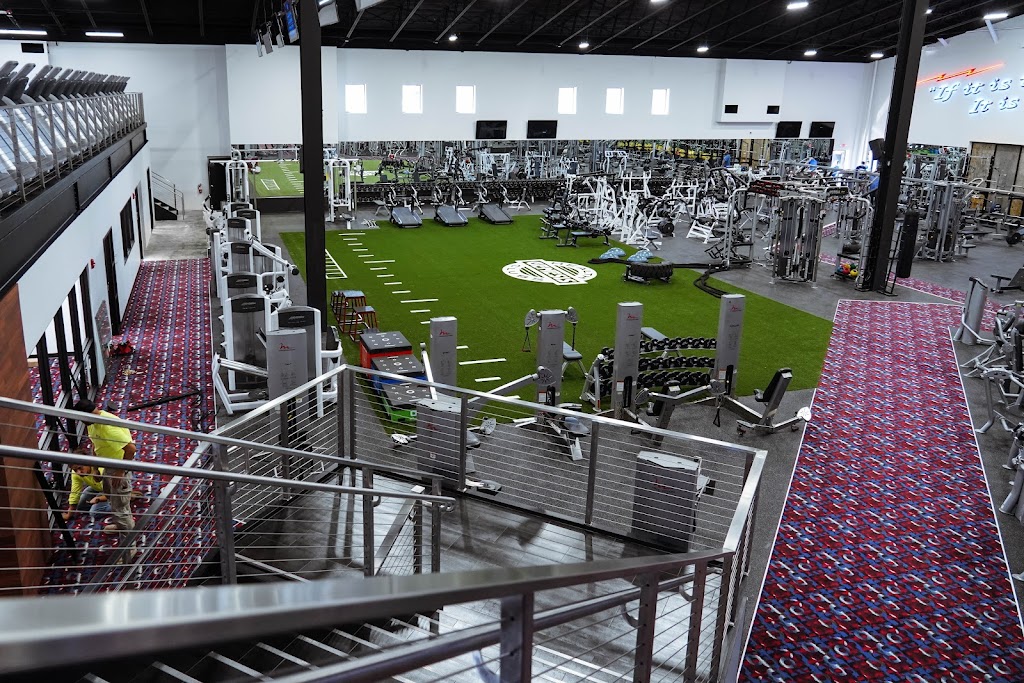  Genesis Health Clubs - KC Racquet Club