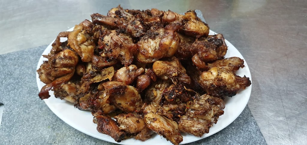 Bar Amado — Comida y bebida