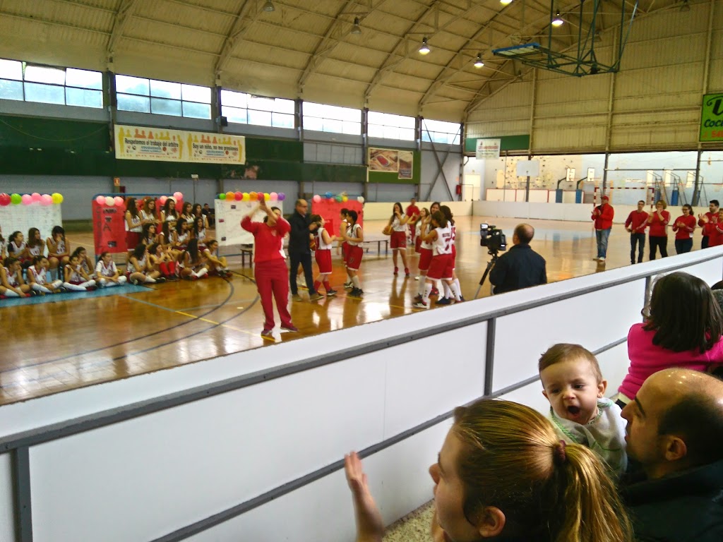 Polideportiu / Polideportivo dels Arbrets