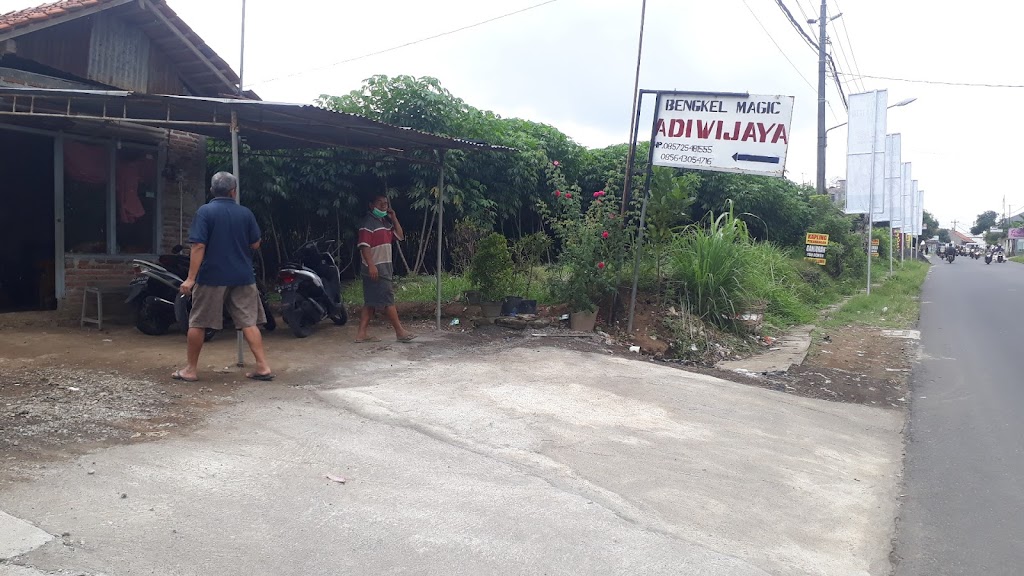 Bengkel Magic Adi Wijaya
