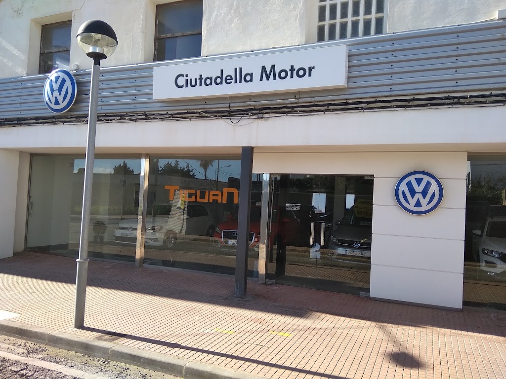 Ciutadella Automotor — Exterior