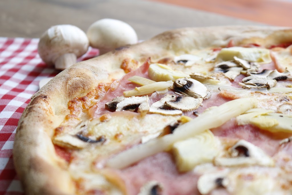 Pizzalab — Comida y bebida