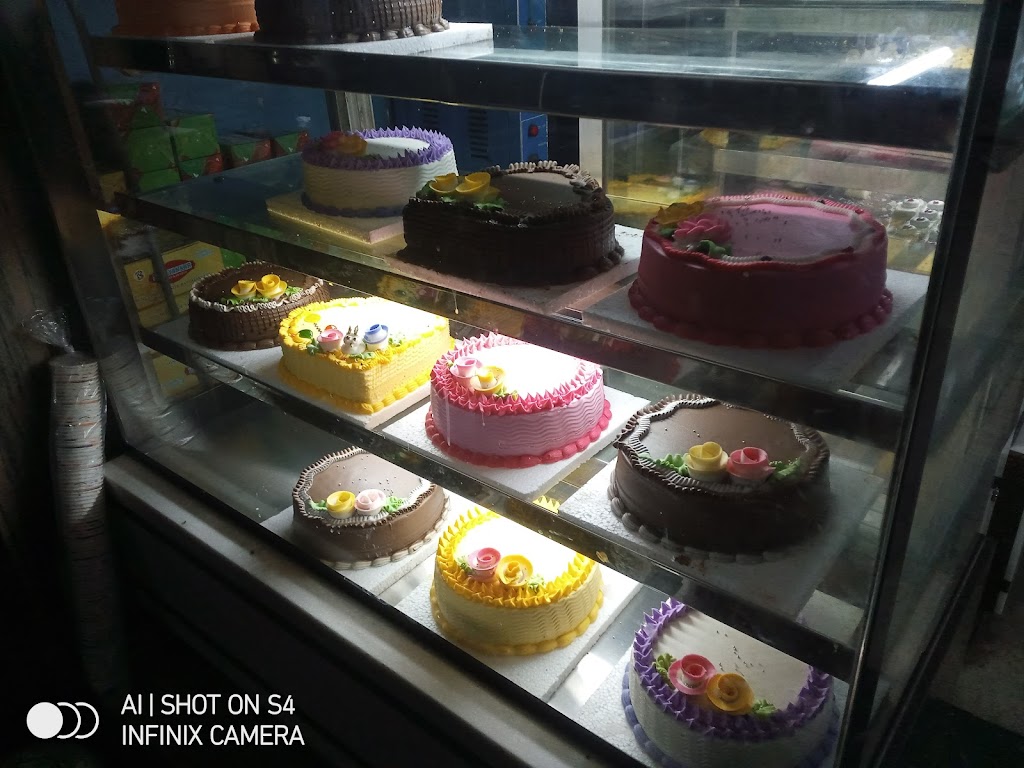 Super Iyankar Bakery & Sweets