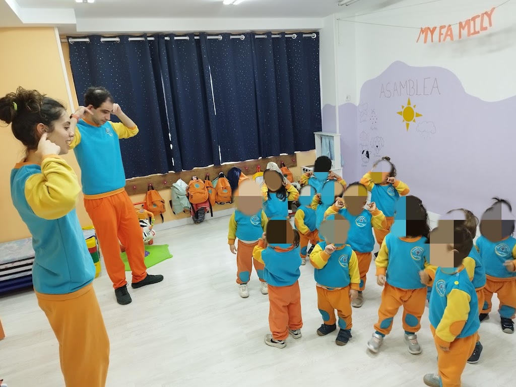 Escuela infantil Arbol Magico — Escuela