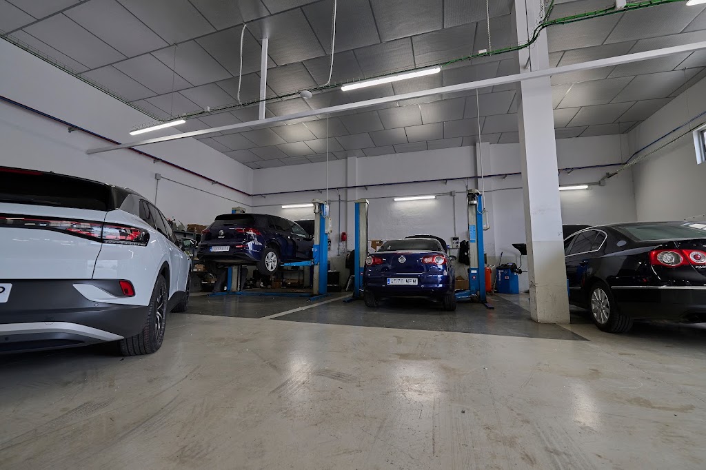 Serramovil Torrevieja - Taller Oficial Volkswagen — Del propietario