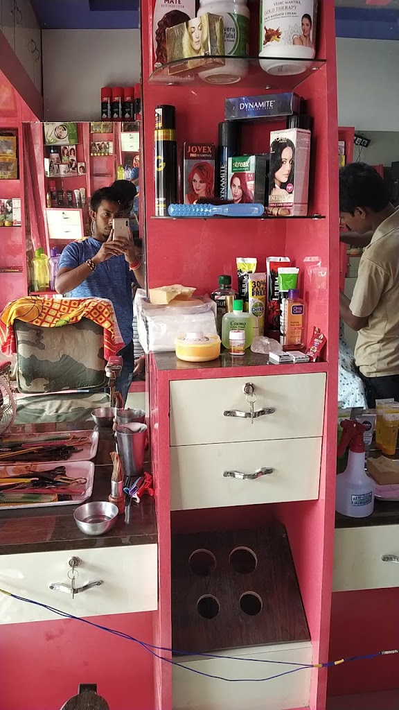 Madona Gents Parlour