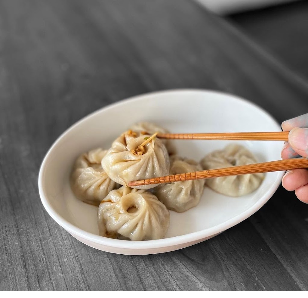 Hello Momos
