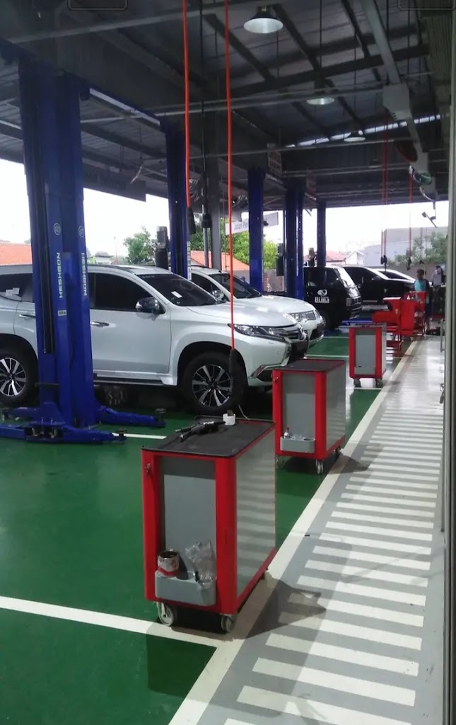 Service Mitsubishi - PT. Borobudur Oto Mobil - Tegal