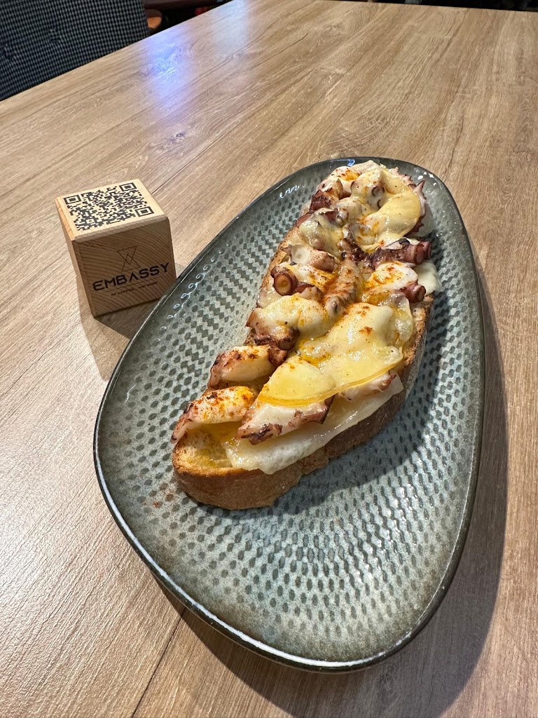 Embassy of Coffee Pontevedra — Comida y bebida