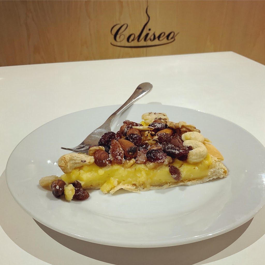 Restaurante Coliseo Cafeteria — Comida y bebida
