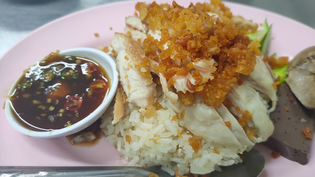 เจ๊พบ ข้าวมันไก่ตอนสูตรไหหลำ ลาดพร้าว101 の写真