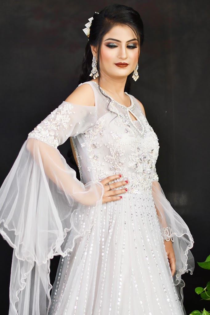 Manisha S Beautifying Studio