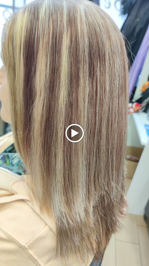 Oh La La! Peluqueria — Videos