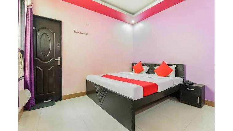 Oyo 63740 Hotel Sn3