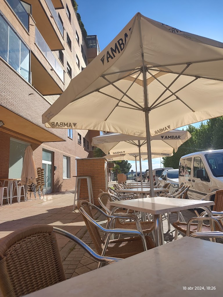 Bucay Restobar — Ambiente
