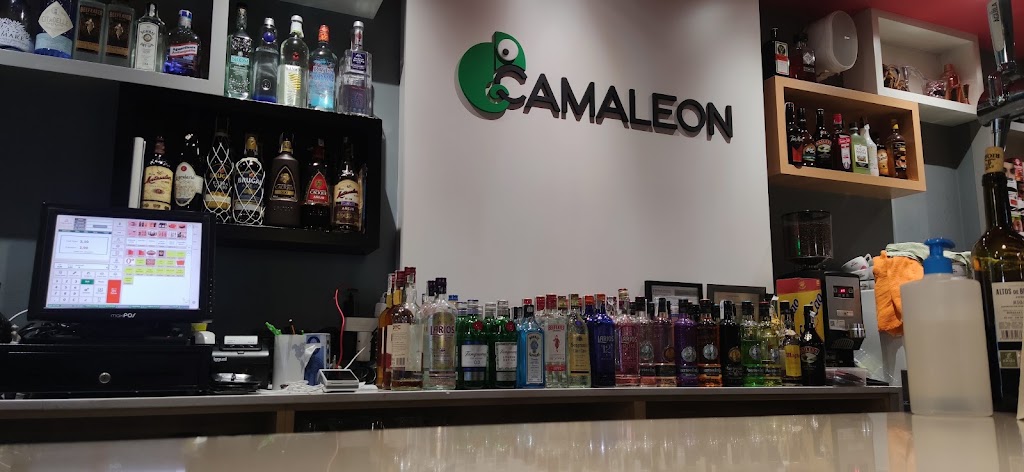 Camaleon Cafe & Copas — Ambiente