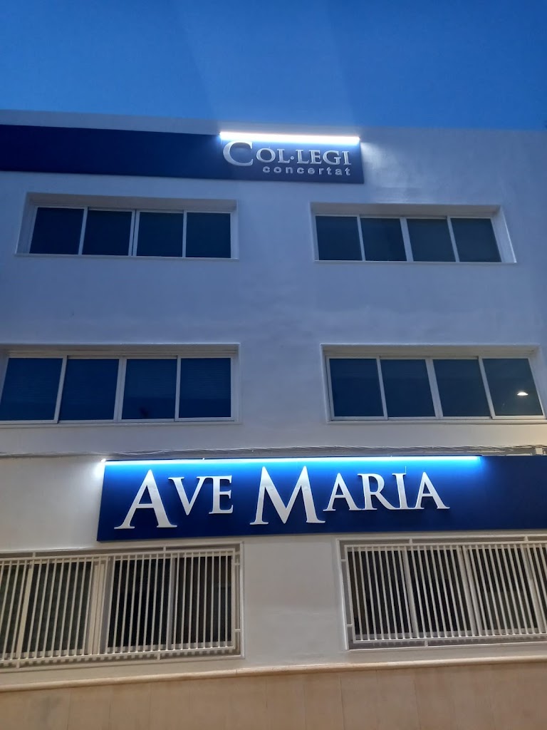 Colegio Ave Maria — Del propietario
