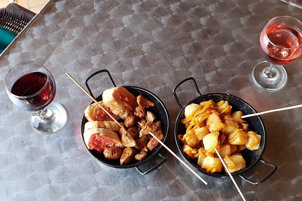 El Xalet — Comida y bebida