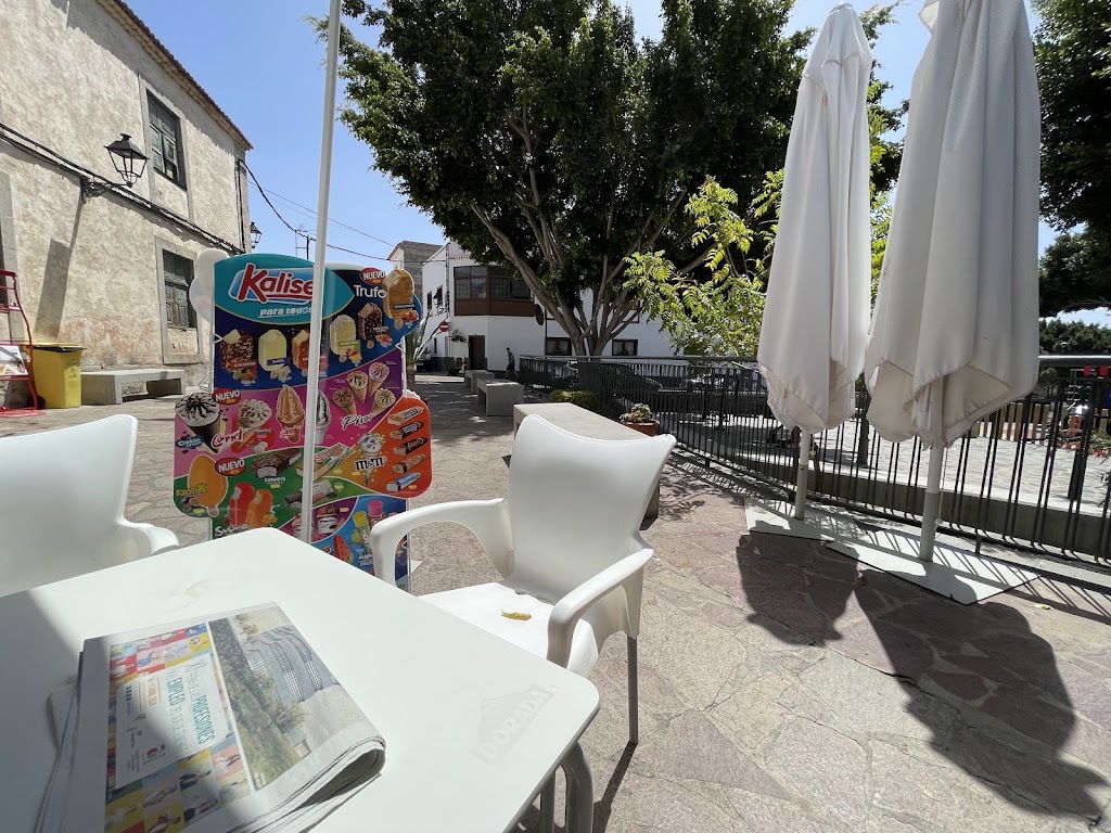 Bar atletico Arona — Ambiente