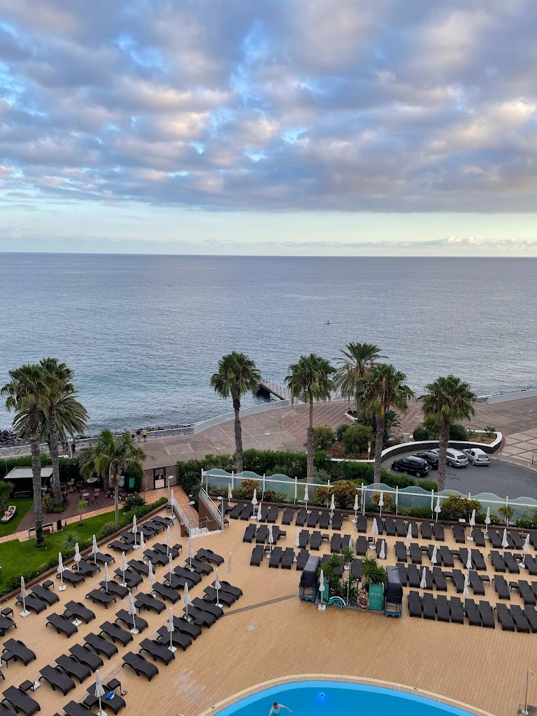 Estação de Carregamento Elétrico em Canico