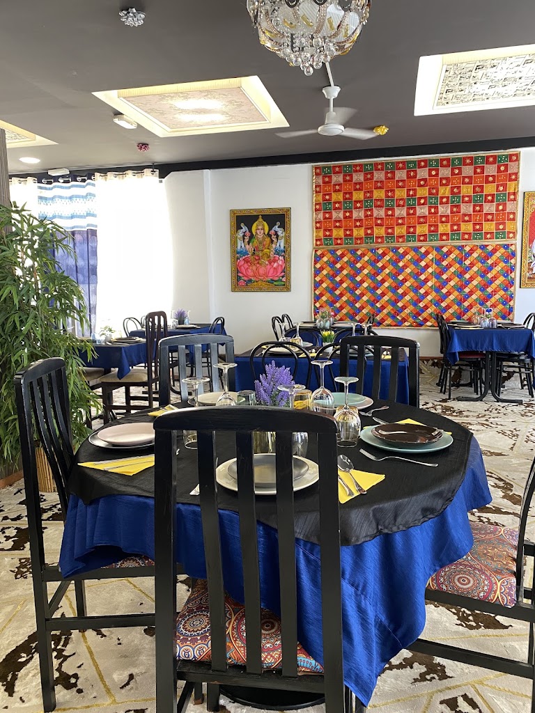 BLUE OSO (Restaurante hindu) — Ambiente