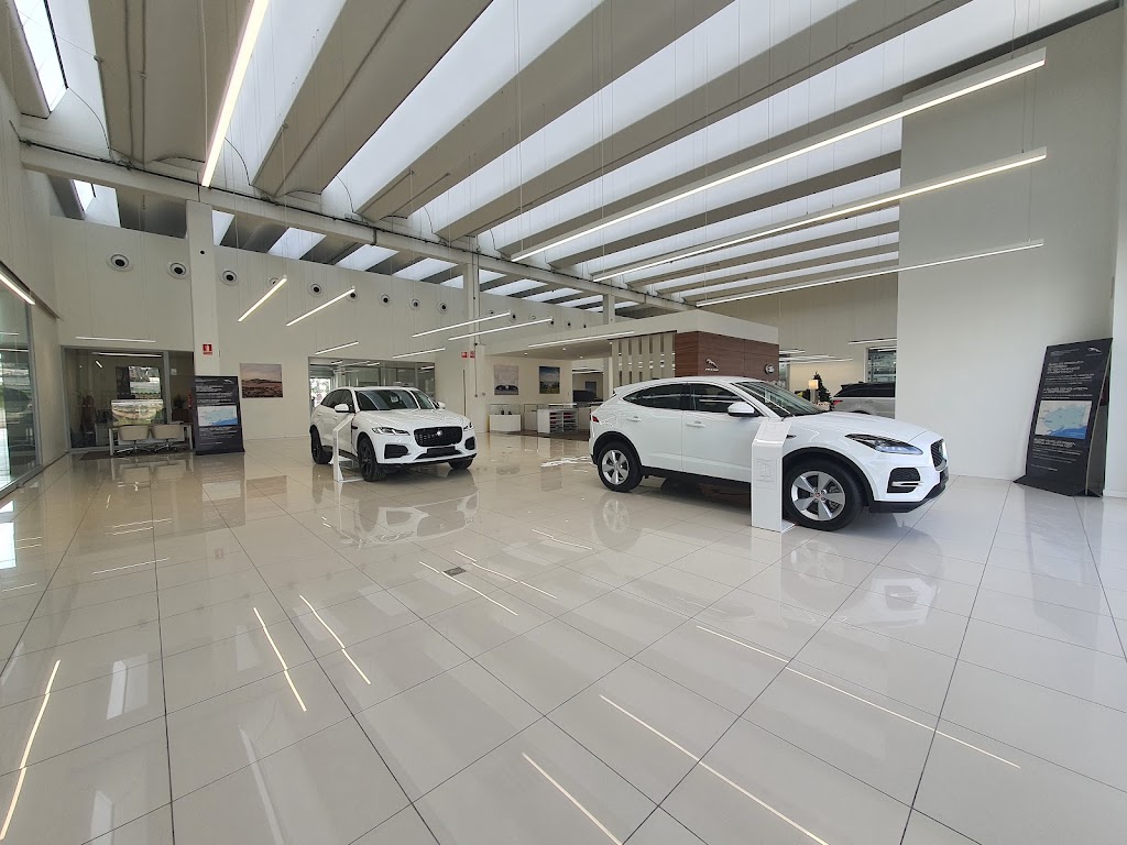 Concesionario Oficial Jaguar | Land Motors — Interior