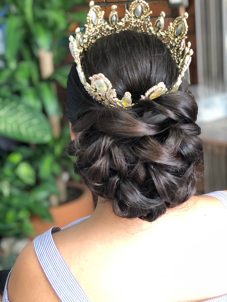 RESET by Merry Murga Salon — Del propietario