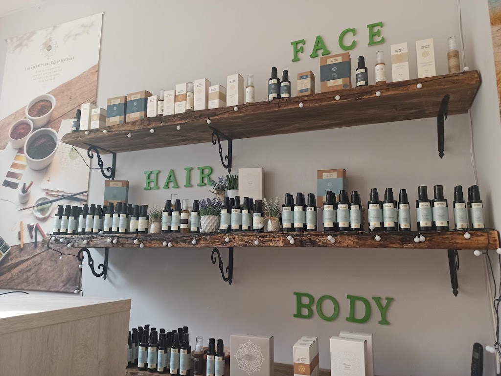 Nuria Ibeas Peluqueria y Estetica Saludable — Interior