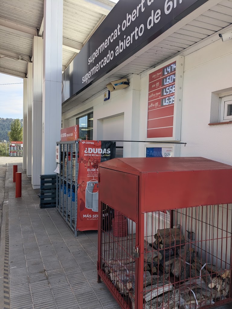 Estacion de servicio Cepsa — Exterior