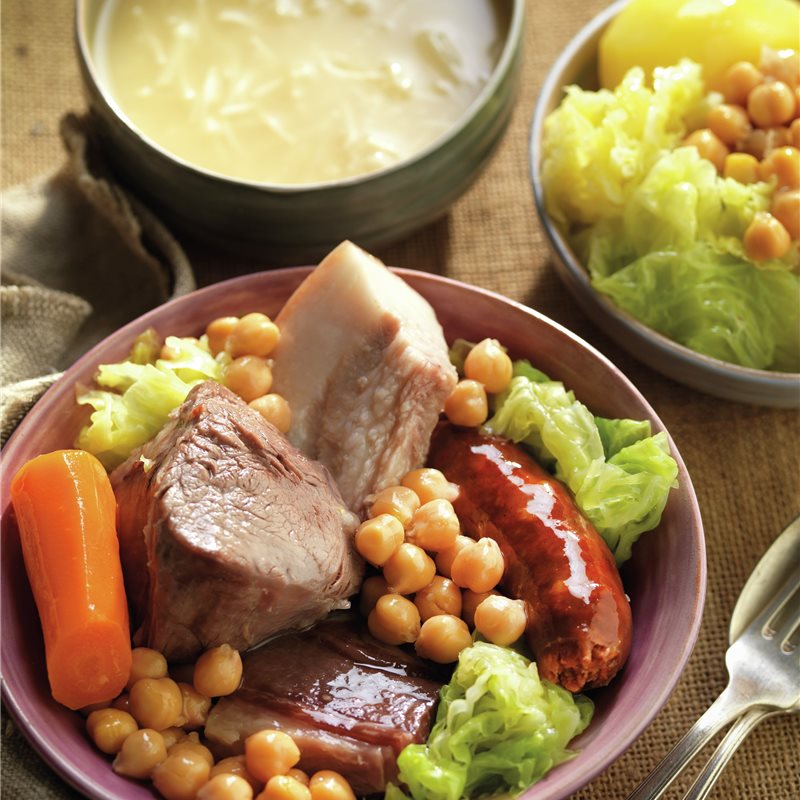 Restaurante Maure — Comida y bebida