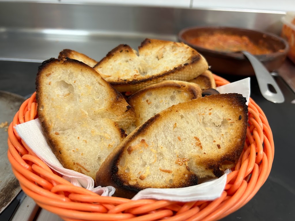 Pizzeria Michele — Del propietario
