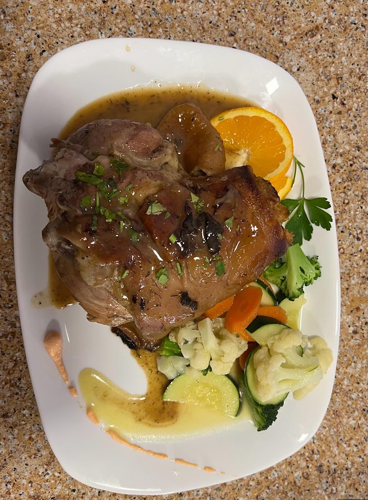 RESTAURANTE CASA GRANDE BAZA — Comida y bebida