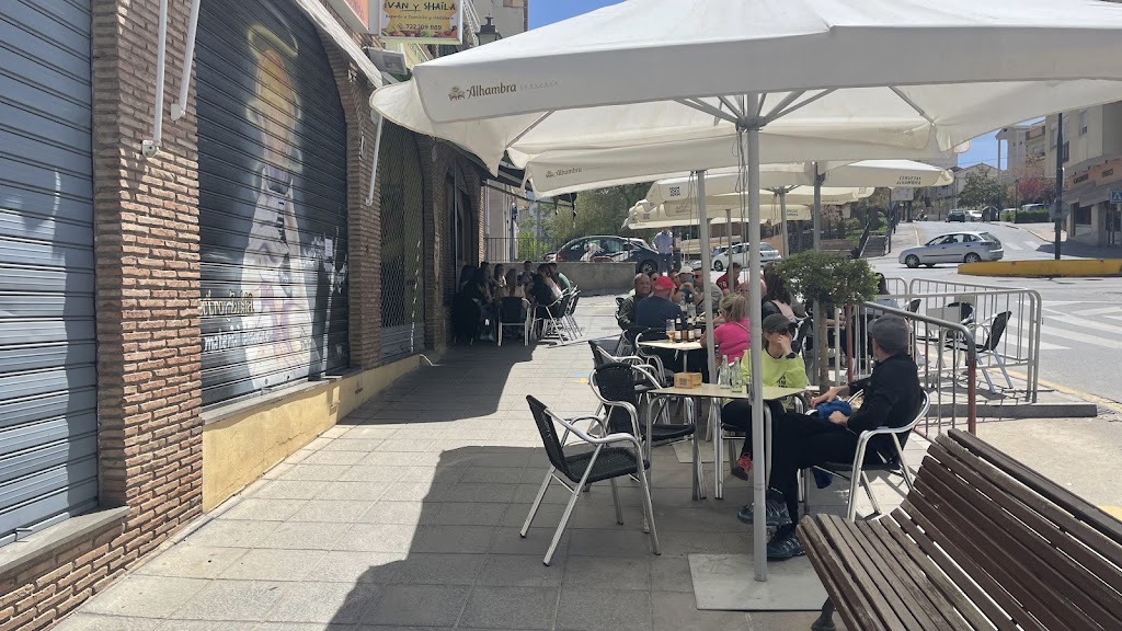 Cafe Bar El Rincon — Ambiente