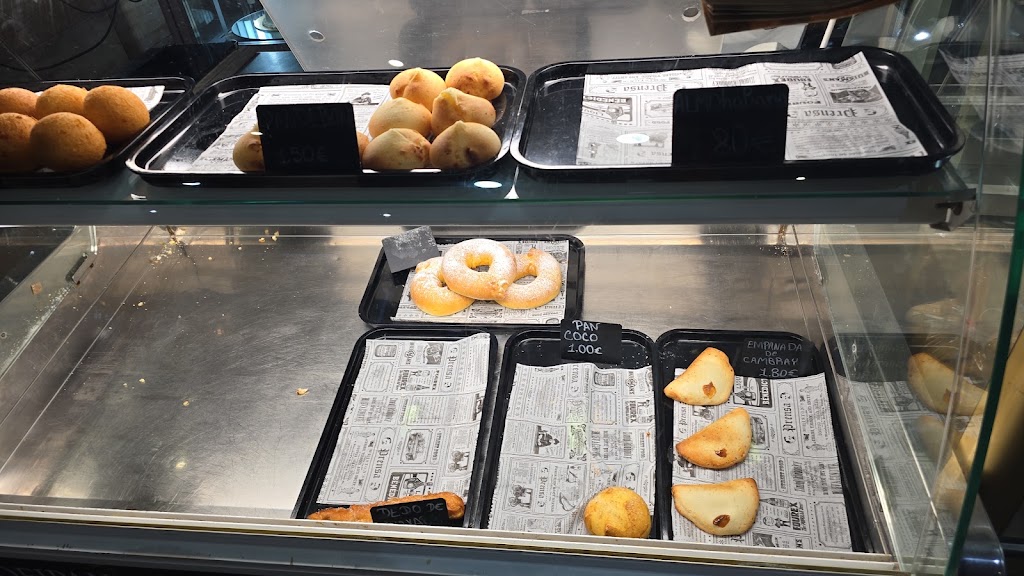 SOFIPAN PANADERIA Y RESTAURANTE COLOMBIANO MIJAS — Ambiente
