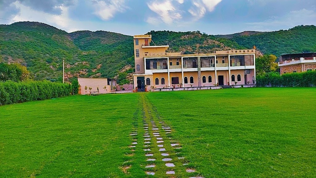 The Silver Palm Resort