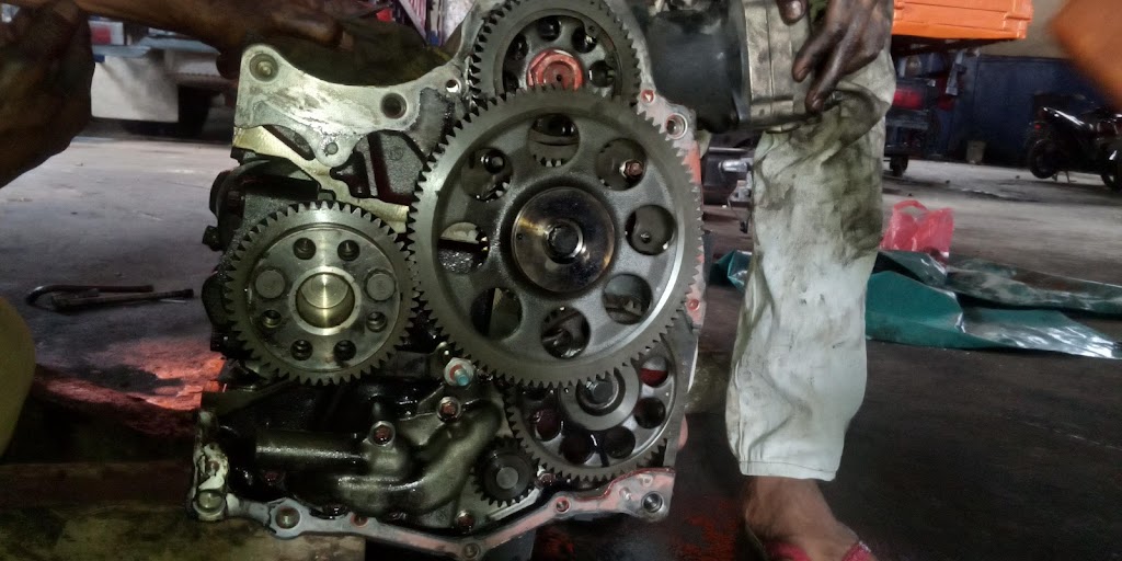 Rusman Bengkel Mobil