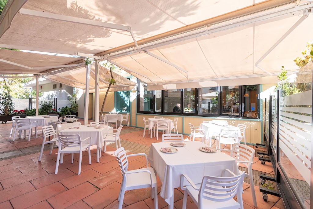 RESTAURANTE LA TABERNA DE LUCIA IV — Ambiente