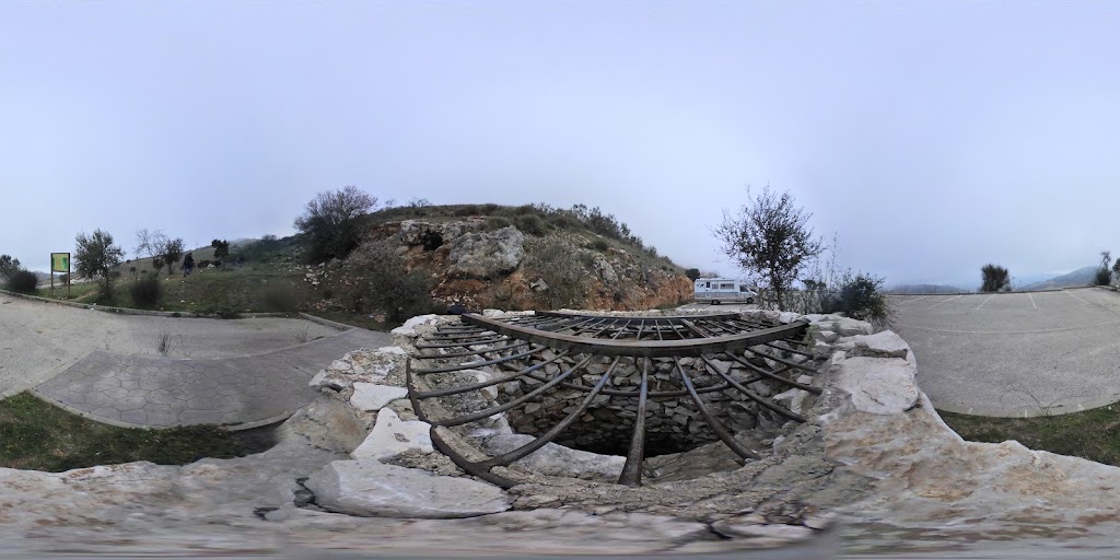 [P] Aparcamiento Inferior (Torcal de Antequera) — Street View y 360deg