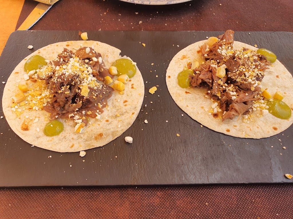 Emblematica Rooftop — Taco