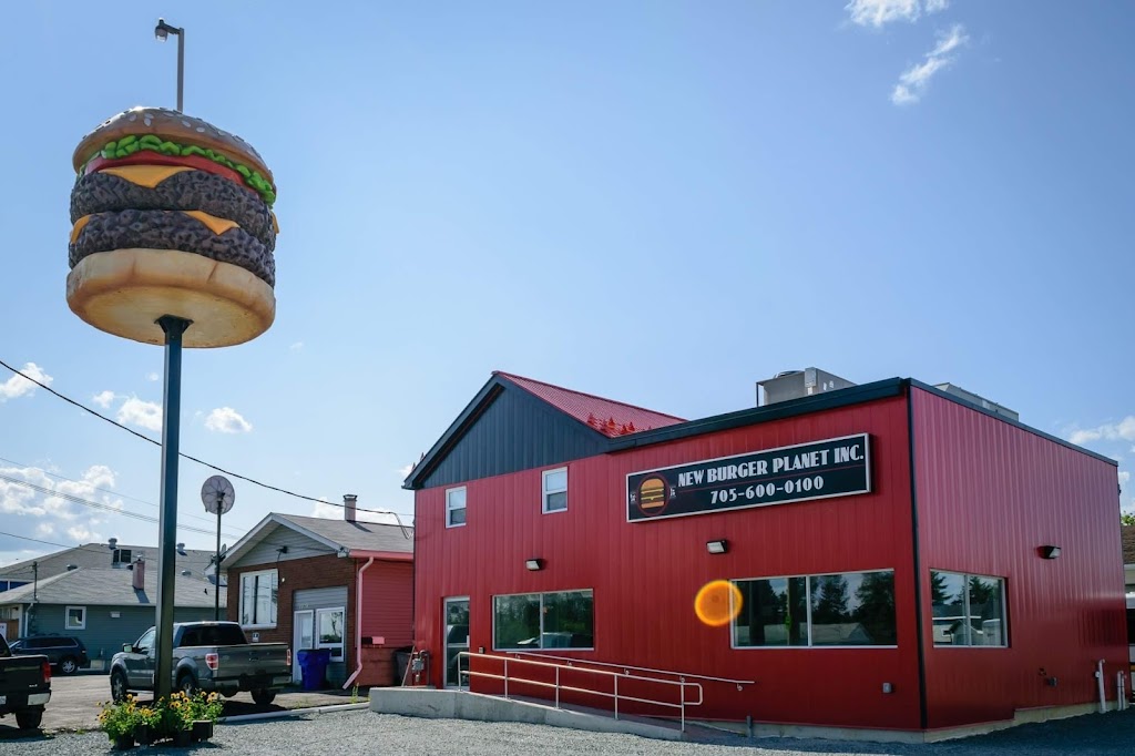 New Burger Planet Inc. in Timmins
