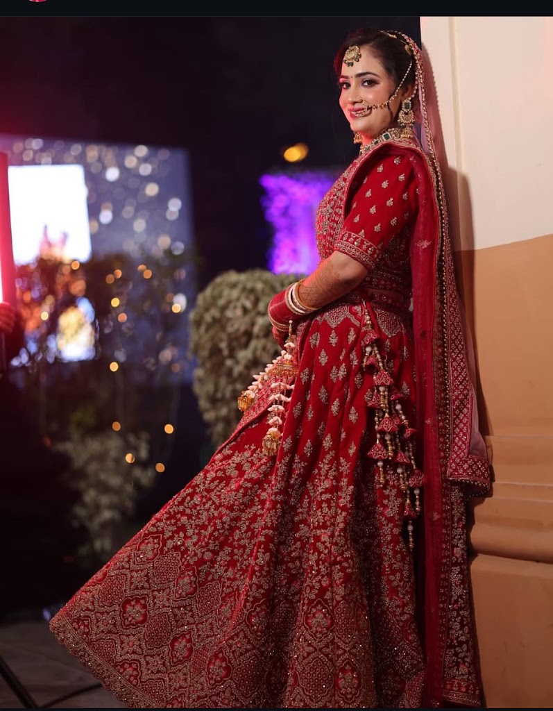 Fresh Look Beauty Parlour